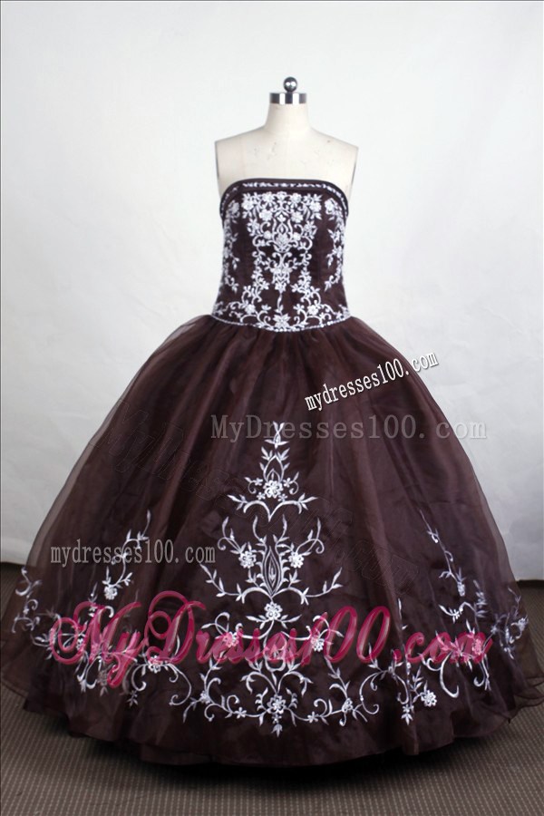 Strapless Black Ball Gown Sweet Sixteen Dresses with White Embroidery